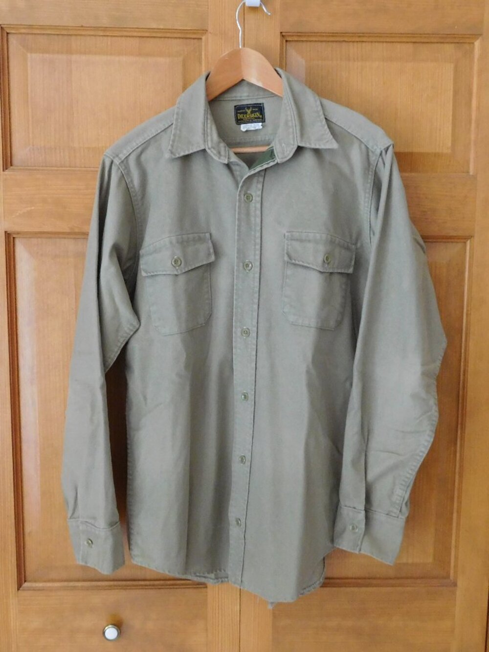 Men's Size L Deerskin button down flannel shirt, tan/khaki color, 100% cotton